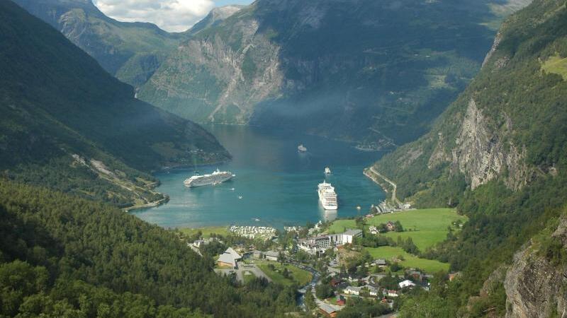 Kreuzfahrten: Reiselänge, Alter, Fahrtgebiete