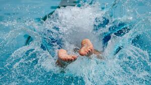 Abkühlung im Freibad