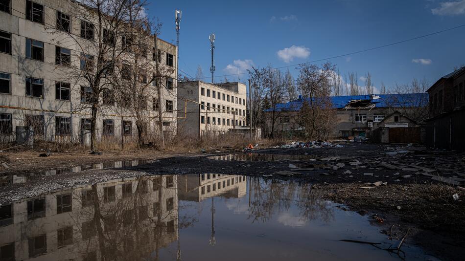 Wassermangel im Kriegsgebiet in der Ukraine