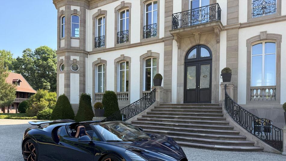 Bugatti Mistral