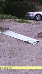 Flügelklappe landet in Vorgarten: Boeing verliert Tragflächenteil in North Carolina