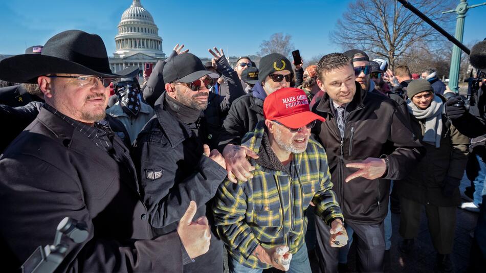 Kapitol-Angreifer der "Oath Keepers" und "Proud Boys"