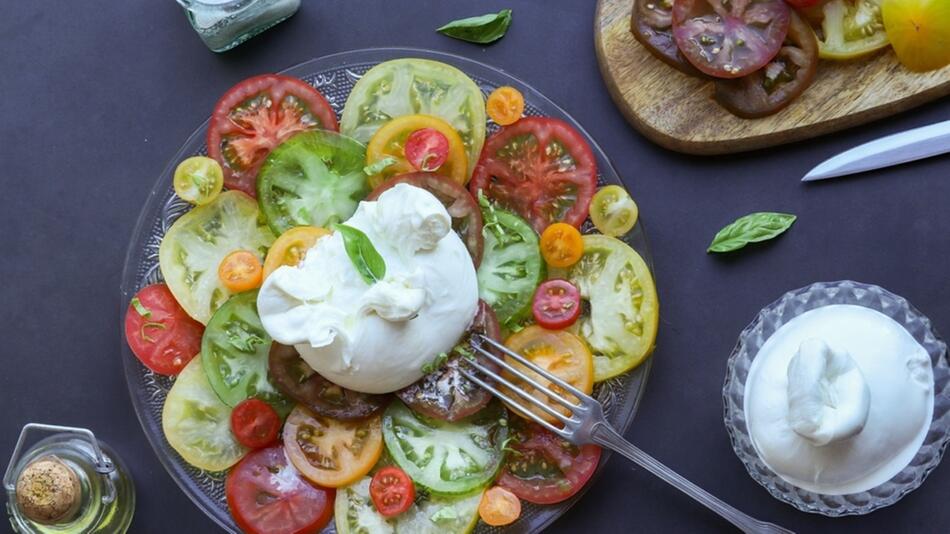 Burrata mozzarella