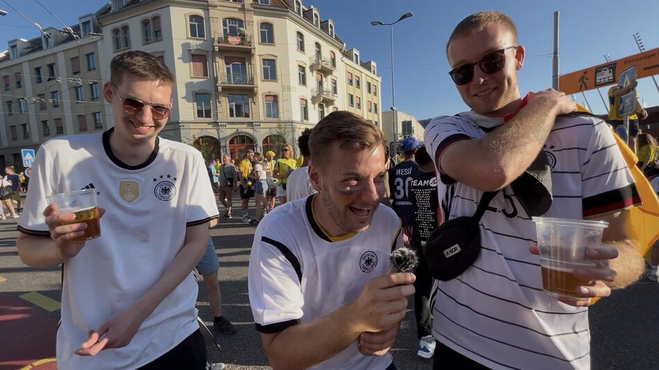 Straßenumfrage in Zürich vorm EM-Spiel der DFB-Frauen gegen Schweden.