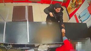 Knoblauchsoße fehlte: 18-Jähriger bedroht Imbissmitarbeiter mit Spielzeugpistole