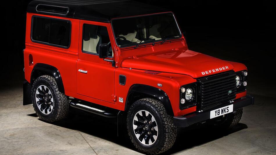 Land Rover Defender Works V8