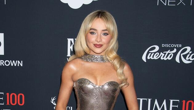 Im vergangenen Jahr hatte Sabrina Carpenter ein Missgeschick im Badezimmer.