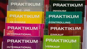 Flyer bewerben Praktika in unterschiedlichen Bereichen