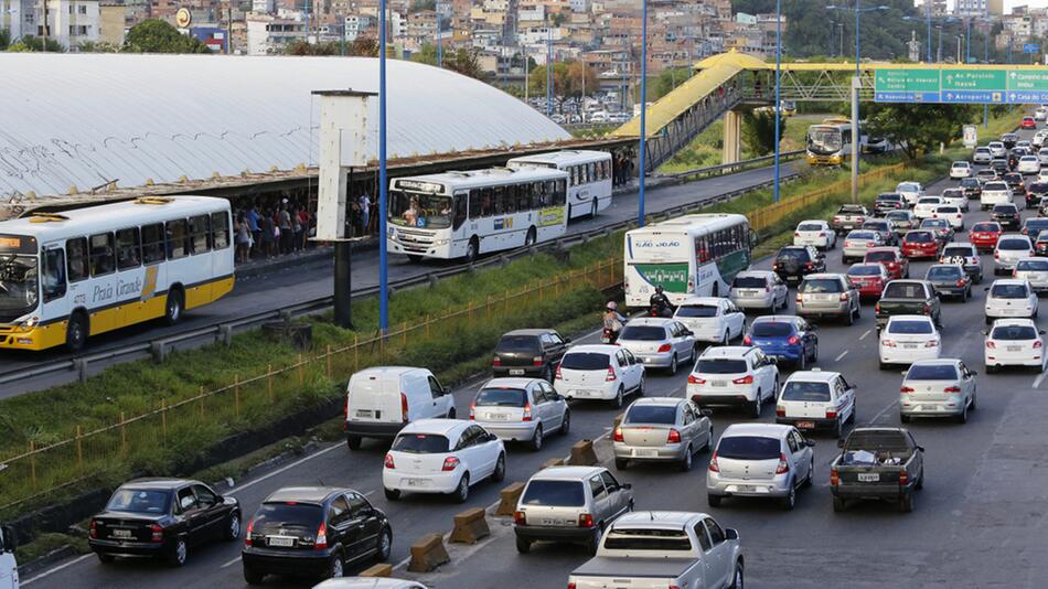 Straßenverkehr in Brasilien