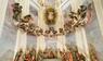 Szene "Christi Himmelfahrt" in einer Kapelle 