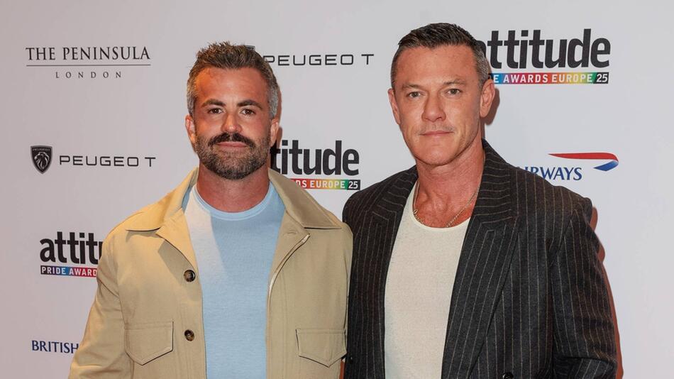 2022 wurde ihre Liebe bekannt: Jetzt träumt Luke Evans (r.) von Nachwuchs mit seinem Liebsten ...