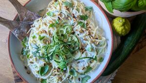 Sommerliche Joghurt-Pasta