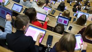 Studierende in einem Hörsaal
