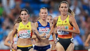 Gesa Krause und Lea Meyer