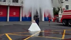 Regeneffekt geht nach hinten los: Hochzeitsbilder versinken in Fluten