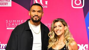 Haben sich in der Türkei wieder vereint: Dominic und Sarah Harrison.