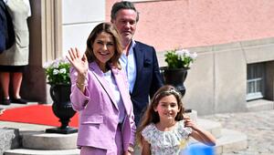 Prinzessin Madeleine hat ihre Tochter bei Instagram hochleben lassen.