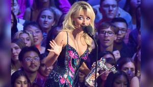 Sabrina Carpenter kritisiert das Weiße Haus scharf.