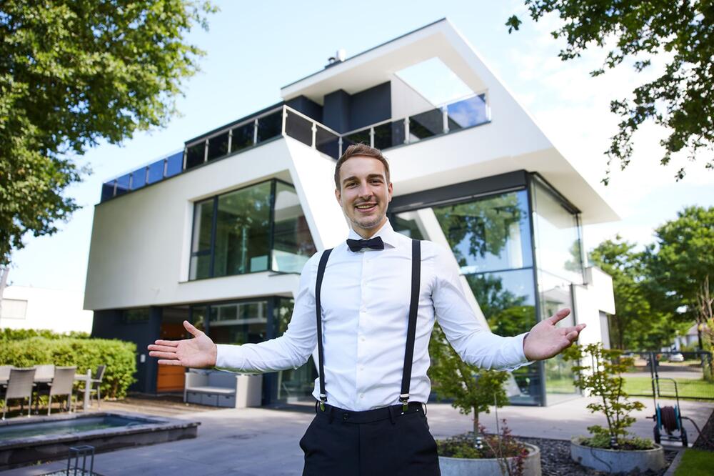 Immobilien-Influencer "Mr. Unreal Estate"