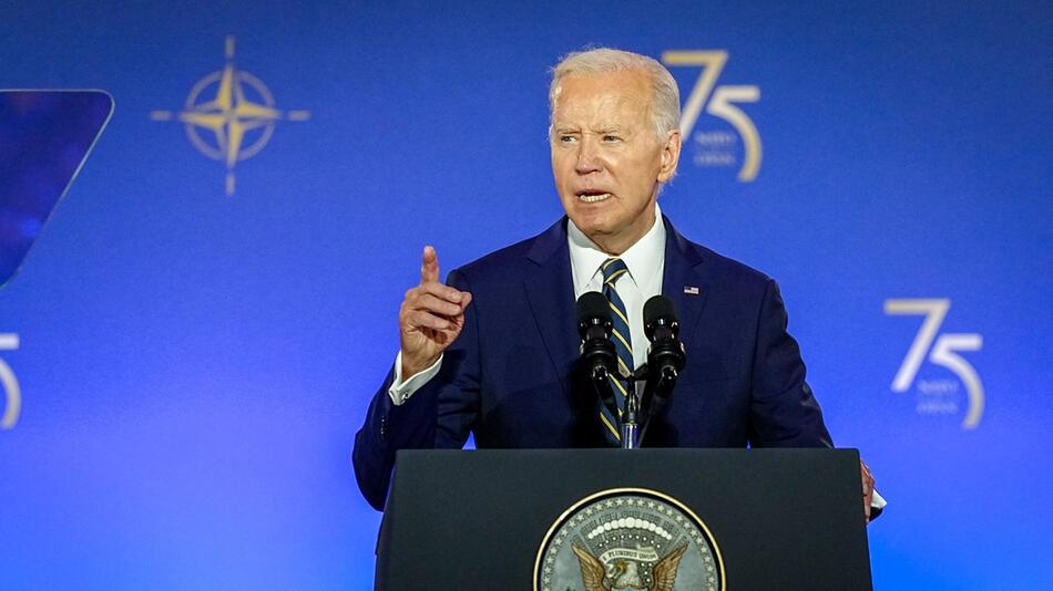 Joe Biden spricht beim Nato-Gipfel.