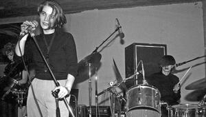 Bettina Köster und Schlagzeugerin Gudrun Gut 1982 auf der Documenta in Kassel.