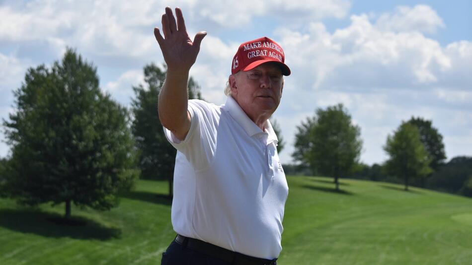 Donald Trump auf dem Golfplatz.