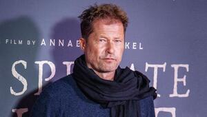 Posierte trotz verlorener Jacke tapfer für die Fotografen: Til Schweiger.