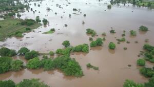 Überschwemmungen nach heftigen Regenfällen in Mosambik 