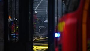 Brand in Markthalle in Paris