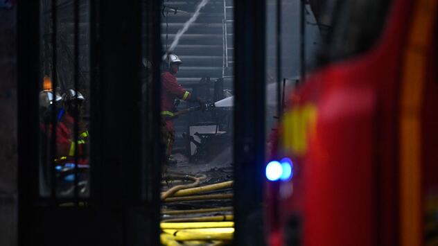 Brand in Markthalle in Paris