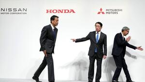 Gemeinsame Pressekonferenz von Honda und Nissan