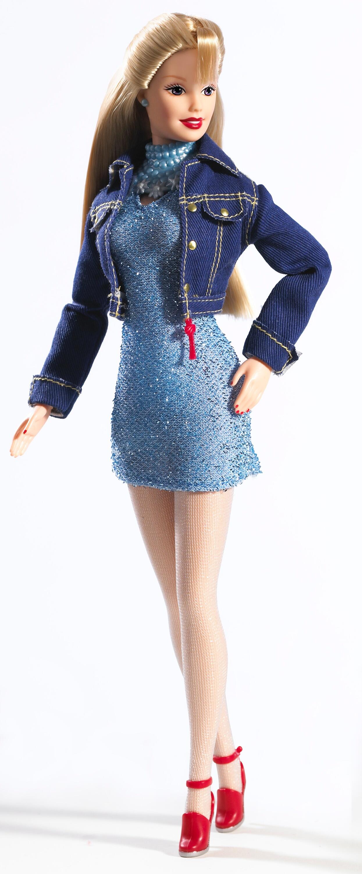 Barbie so hat sich die puppe ber die jahre ver ndert gmx at