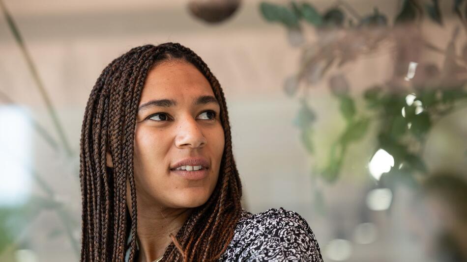 Stuntfrau Marie Mouroum