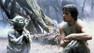 Die erste "Star Wars"-Trilogie erzählte die Heldenreise von Luke Skywalker (Mark Hamill, r.) ...