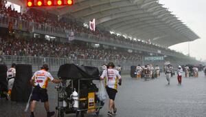 Formel 1 - GP Malaysia - Regen