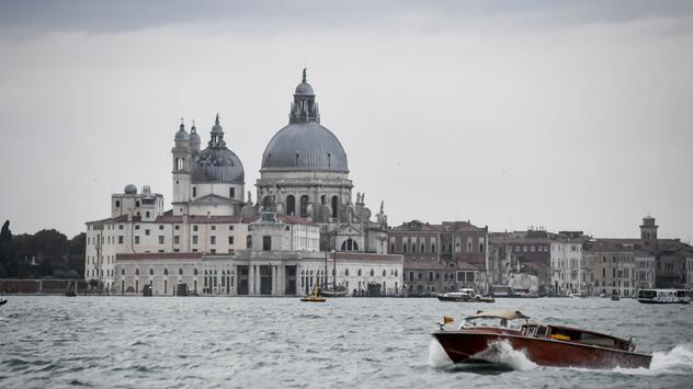 Wassertaxi in Venedig