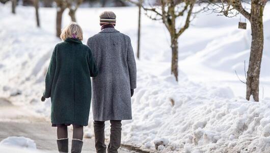 Studie zu Glück und Beziehungen im Alter