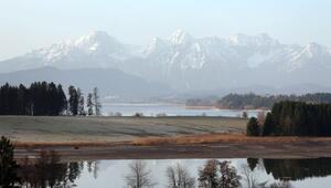 Blick auf das Alpenpanorama und den Forggensee
