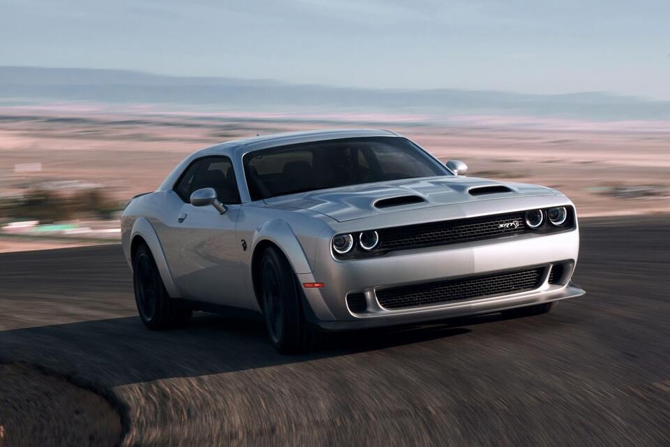 Pure Gewalt Mit 808 Ps Der Neue Dodge Challenger Srt