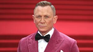 Daniel Craig