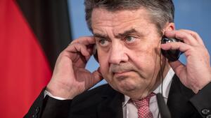 Sigmar Gabriel Steckbrief Bilder Und News Gmx At