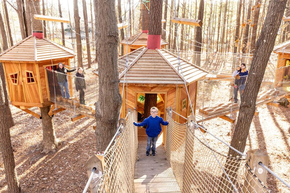 Baumhäuser im Erlebnispark Owl Creek Landing