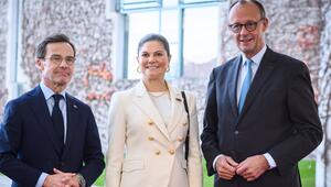 Der schwedische Ministerpräsident Ulf Kristersson, Kronprinzessin Victoria von Schweden und ...