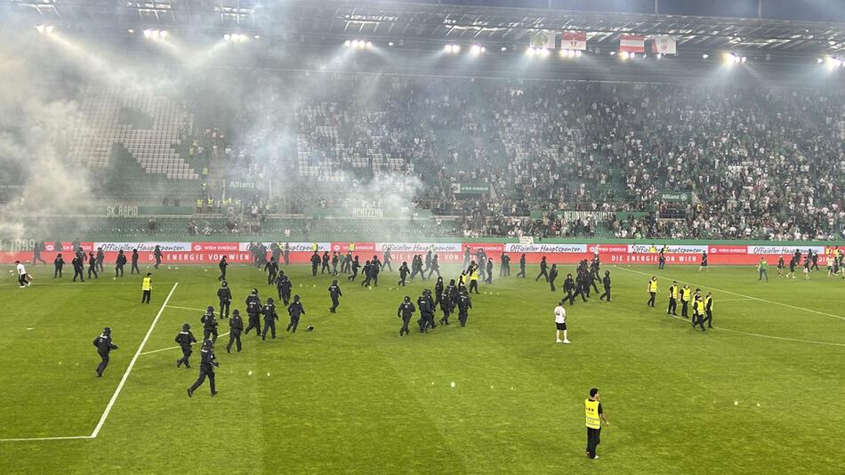 Das große Wiener Derby endete mit unschönen Szenen