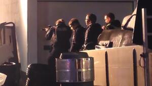 Bedrohungslage bei Brand? Polizisten mit Maschinenpistolen umstellen Halle