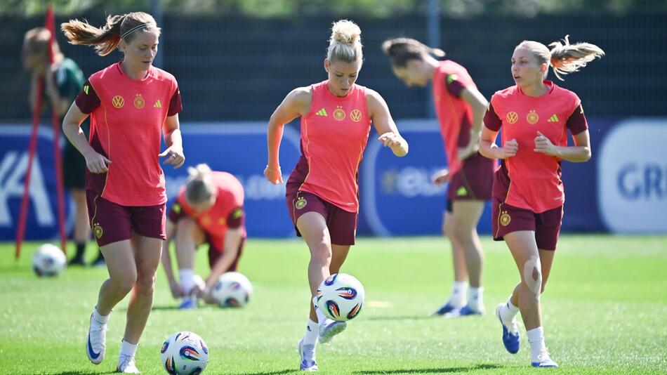 Frauenfußball EM - Training Deutschland