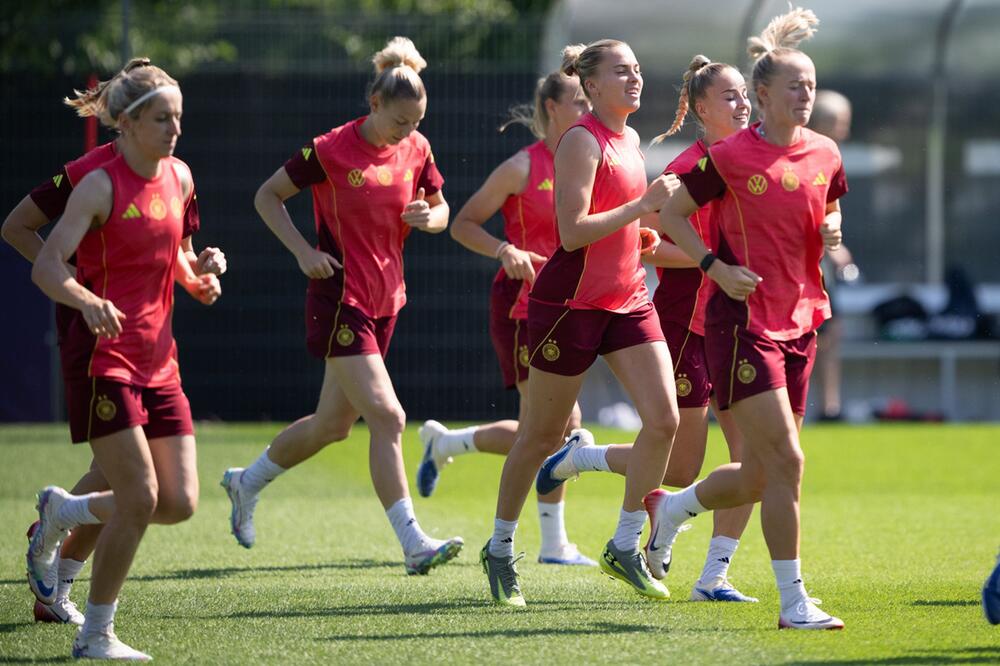 Frauenfußball EM - Training Deutschland