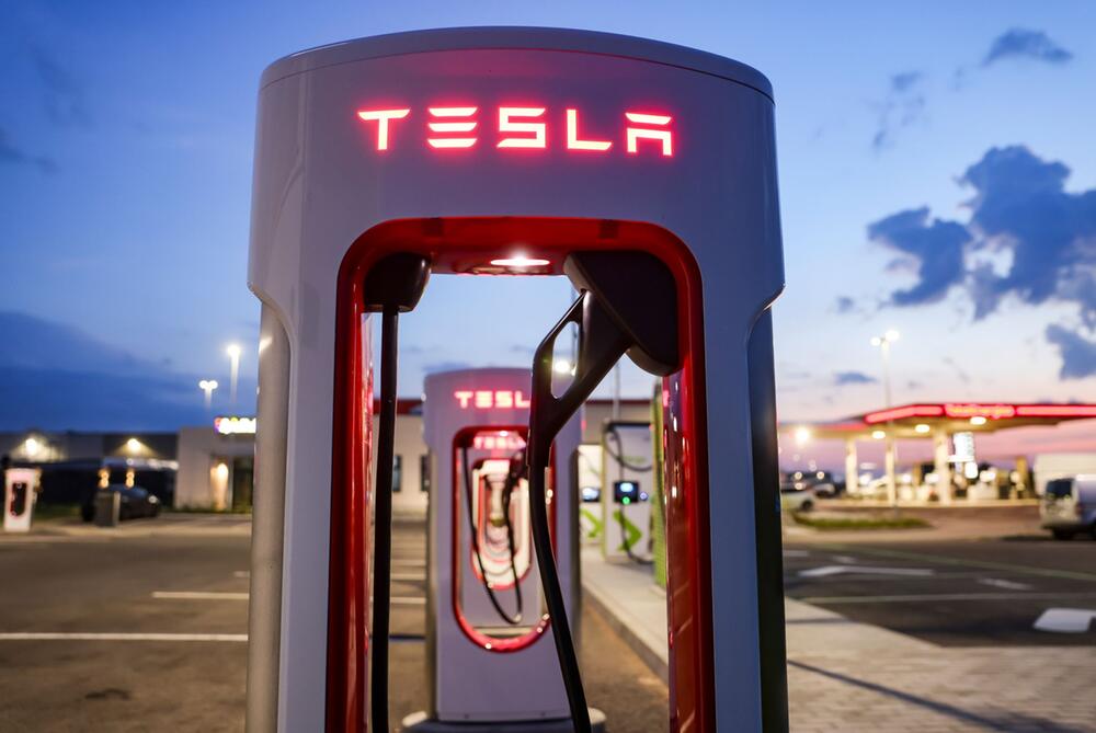 Ladesäulen von Tesla