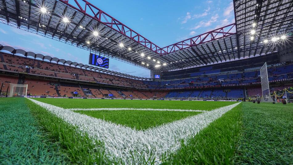 Im San Siro wird 2027 nun doch kein Champions-League-Finale stattfinden.