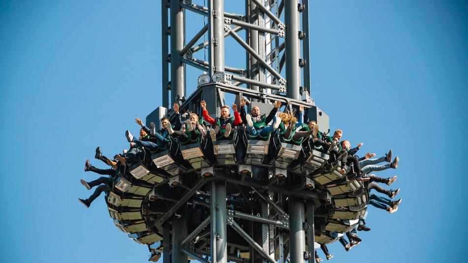 Freifall-Turm "Highlander" im Hansa-Park